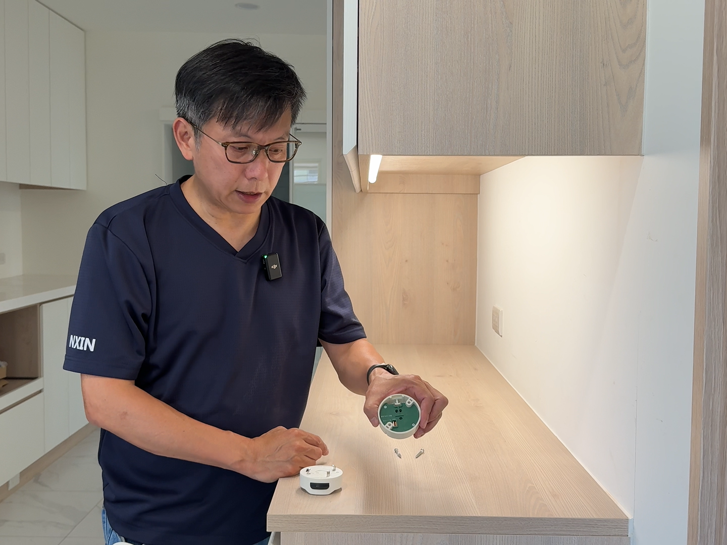 【知識分享】省電、好清潔、外型簡約的吸頂燈!3個重點教你挑燈 【知識分享】省電、好清潔、外型簡約的吸頂燈!3個重點教你挑燈